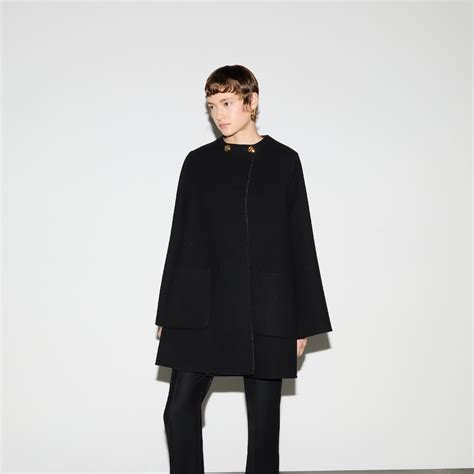 gucci zipper diagonal line with g|Reversible diagonal G wool coat in black .